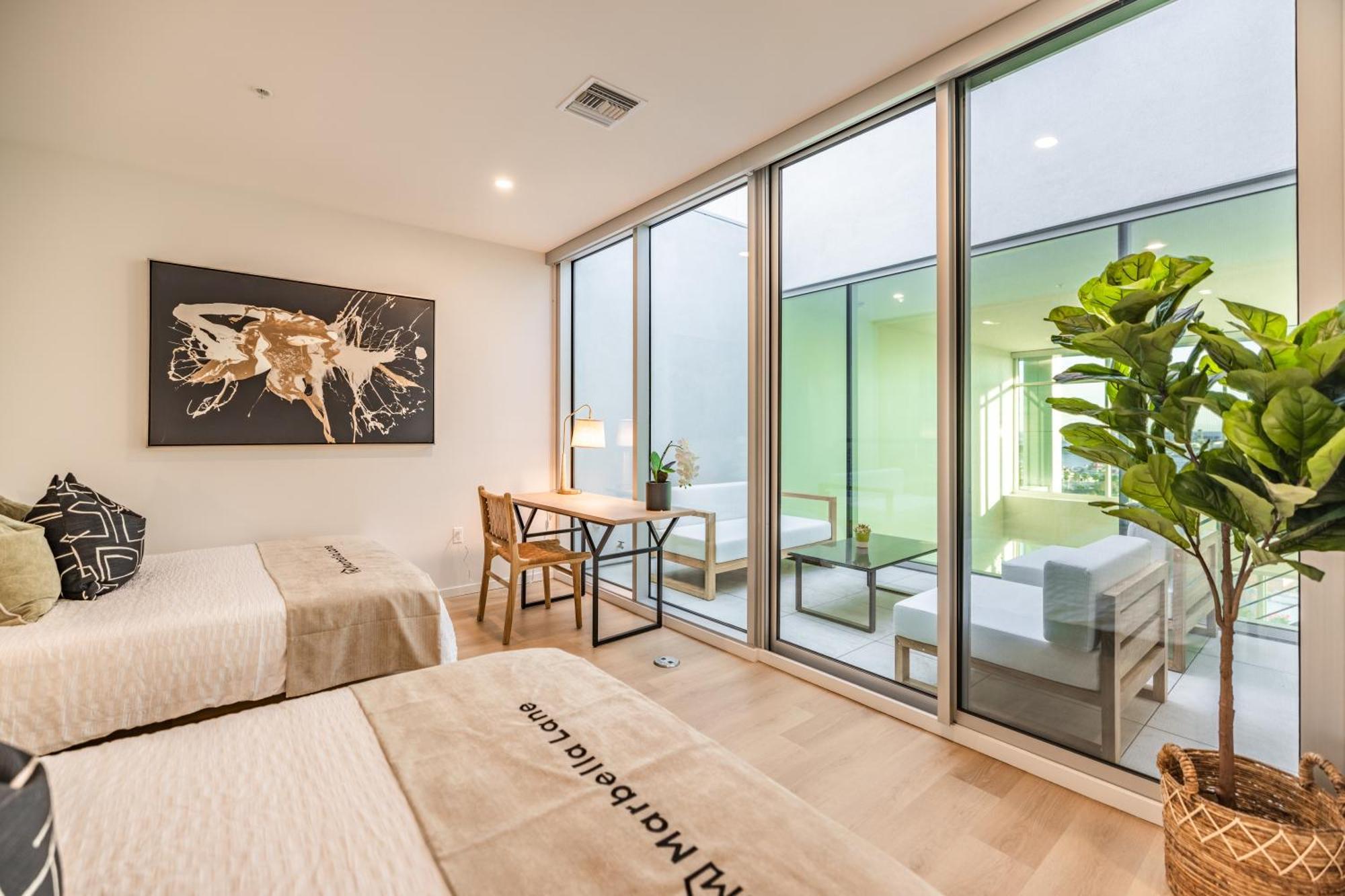 @ Marbella Lane - Penthouse W/ City & Ocean Views ロングビーチ エクステリア 写真