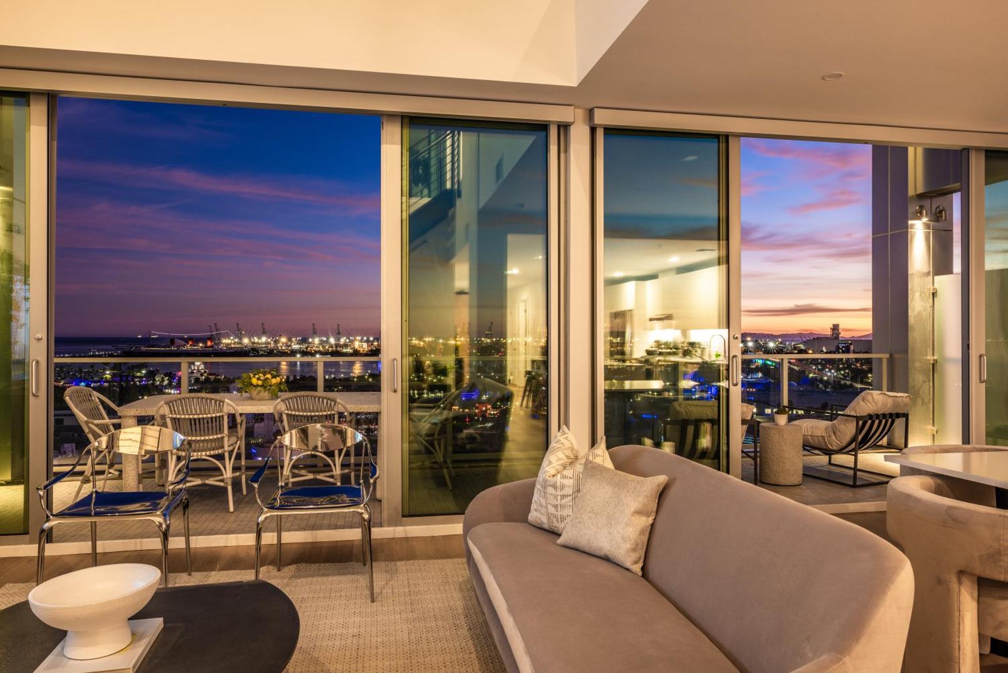 @ Marbella Lane - Penthouse W/ City & Ocean Views ロングビーチ エクステリア 写真
