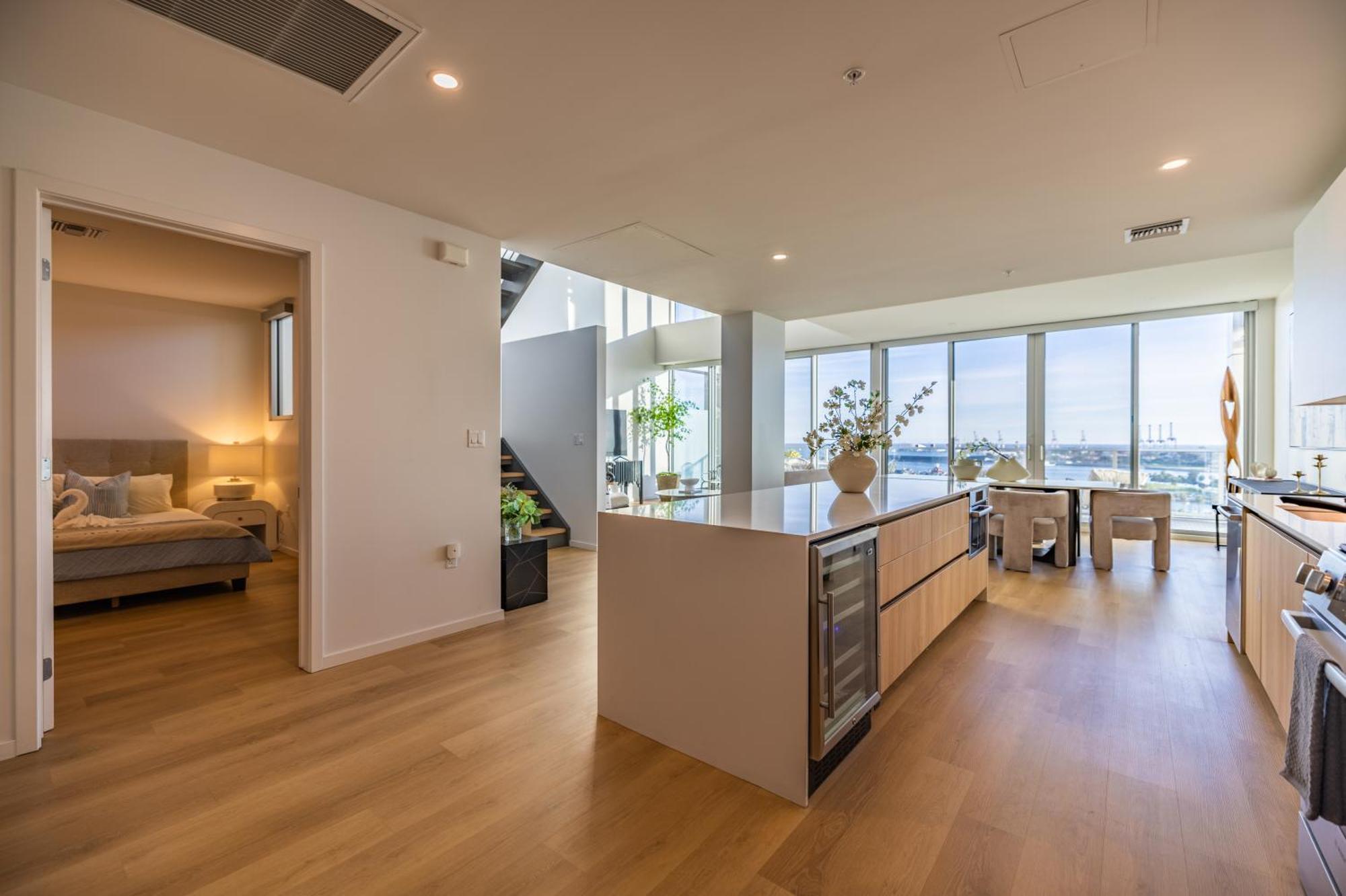 @ Marbella Lane - Penthouse W/ City & Ocean Views ロングビーチ エクステリア 写真