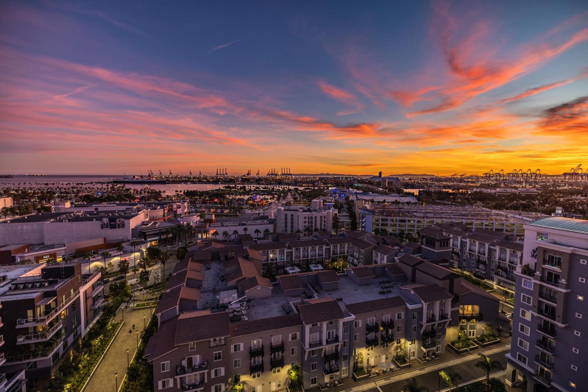 @ Marbella Lane - Penthouse W/ City & Ocean Views ロングビーチ エクステリア 写真