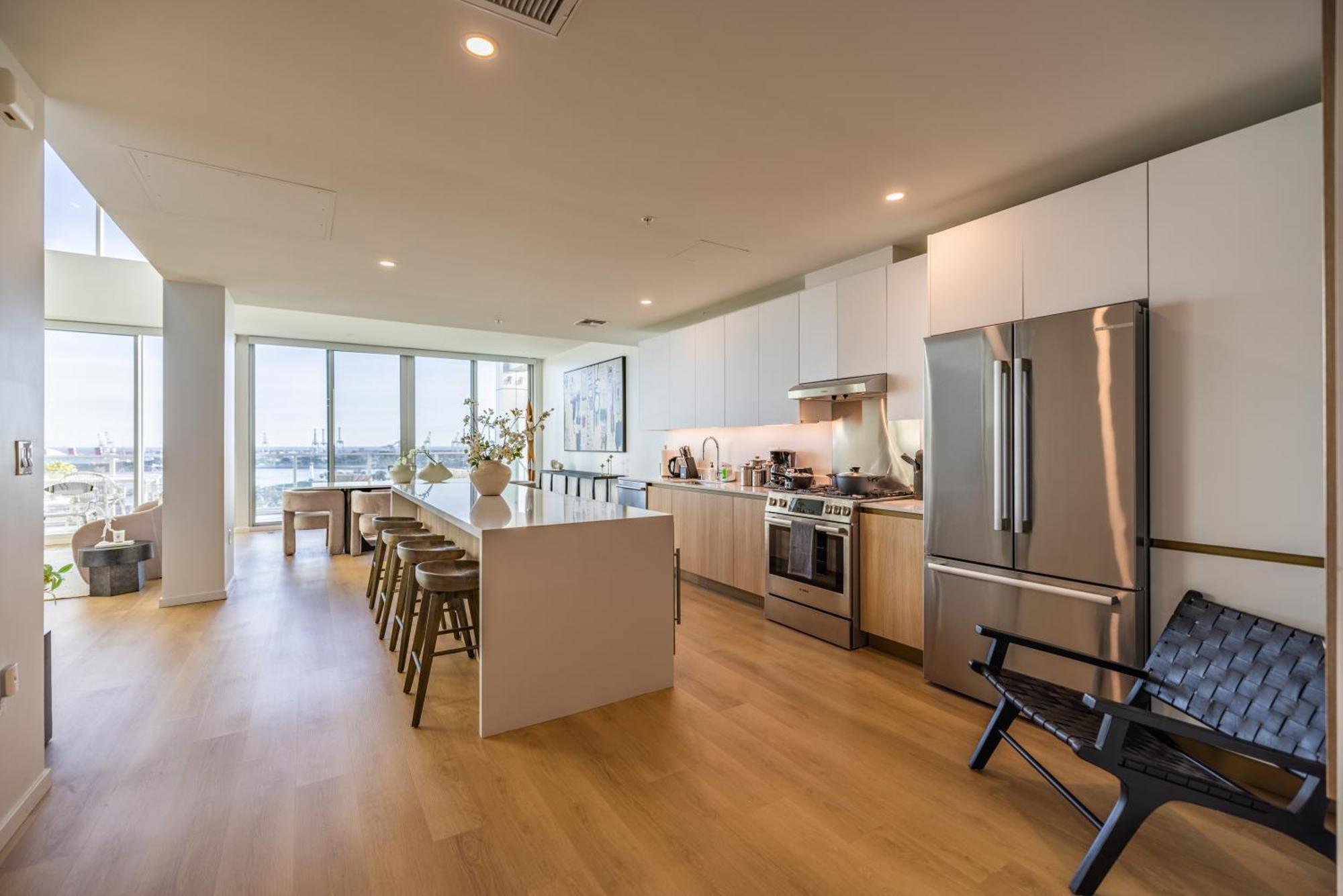 @ Marbella Lane - Penthouse W/ City & Ocean Views ロングビーチ エクステリア 写真
